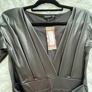 Boohoo FAUX LEATHER OFF SHOULDER MIDI DRESS- Black